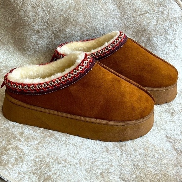 Brand New Suede Platform Clogs Mini Boots Short Ankle Slip On Faux Fur Slippers - Picture 14 of 14